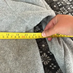 Disney Tigger 90s Crewneck thumbnail 4