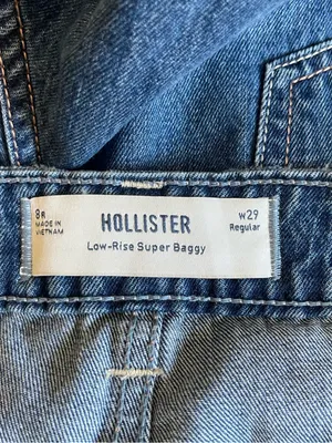 Hollister Jeans Womens Low Rise Supper Baggy Med Wash 100% Cotton Size 29 thumbnail 6