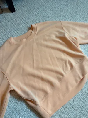 Lululemon Orange athletic crewneck thumbnail 2