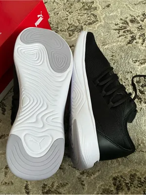 Women’s PUMA athletic sneakers 🖤 thumbnail 6