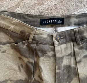 Lioness Miami Vice Pants Camo Size Small thumbnail 4