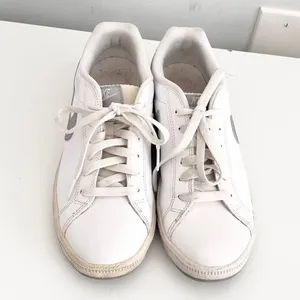 Nike White 454256 ‘Court Majestic’ Silver Sneakers, Size 8 thumbnail 3