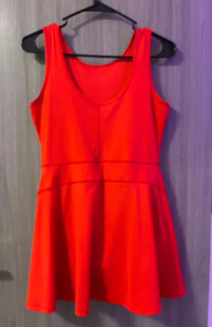 No Comment Athletic dress thumbnail 1
