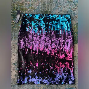 NWT Venus sequin color changing mini stretch festive skirt, size 6 thumbnail 5