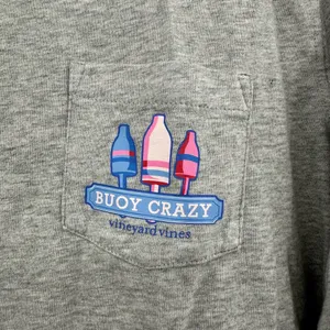 Vineyard Vines Size Medium Shirt Gray Pocket Tee Long Sleeve Buoy Crazy Nautical thumbnail 2