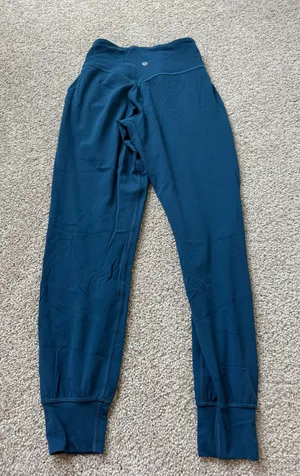 Lululemon Joggers Align thumbnail 1
