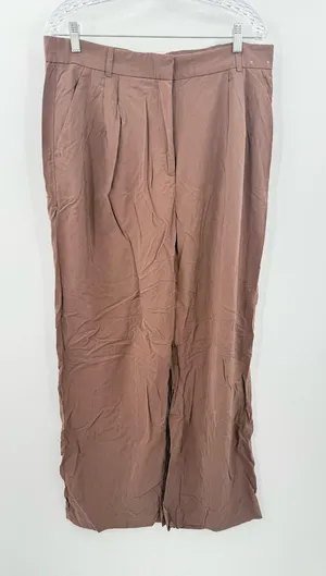 Abercrombie & Fitch Sloane Lightweight Crepe Tailored Wide Leg Pant Size 33 Long thumbnail 1