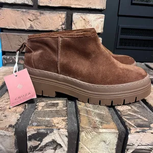Cruza Chestnut Brown Women’s Suede Ankle Boots‎ NEW Size 37 thumbnail 2