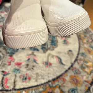 Cariuma IBI Knit White Neutral Slip-On Casual Summer Comfy Sneakers 7.5 thumbnail 7