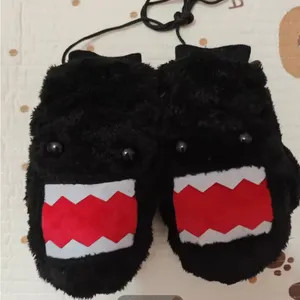 Brown Furry Monster Mittens thumbnail 10