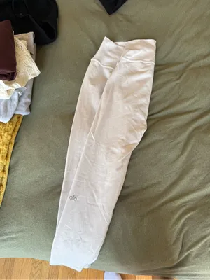 Alo Alosoft High-Waist 7/8 Highlight Legging thumbnail 2