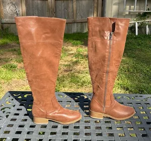 MIA Women's Pike Lug Sole‎ Tall Boots size 4 thumbnail 1