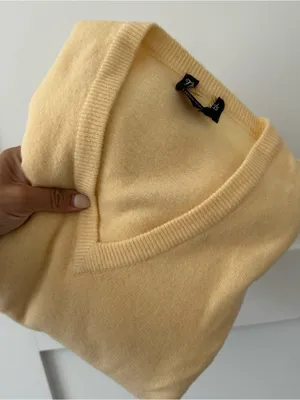 Vintage Butter Yellow Wool Sweater thumbnail 7