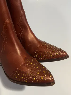 Frye Sara Studded Wingtip Western Boot 6.5 thumbnail 3