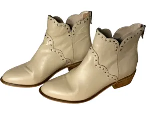 Nine West Cream Leather Studded Ankle Boots 6M Coastal Cowgirl Western Booties thumbnail 1