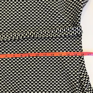 Nicole Miller Collection‎ Claudette Knit Wrap Sweater Dress L Geometric Ruffles thumbnail 10