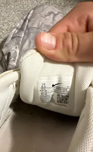 Nike Air Max Sneakers thumbnail 4