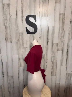 Charlotte Russe Burgundy V Neck Flutter Sleeve Crop Top Womens Small Back Zip Ti thumbnail 2
