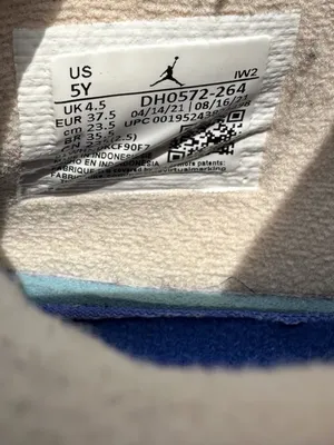 Air Jordan 4 Retro GS 'Wild Things' Size 5y Women’s Size 6.5 thumbnail 8