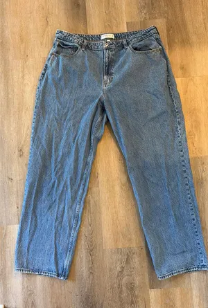Abercrombie Curve Love Jeans thumbnail 1