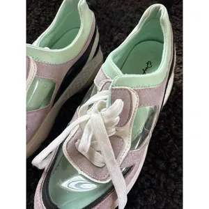 Qupid sneakers size 8 thumbnail 3