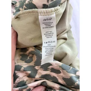 Aerie‎ Women XS Leopard Print Cutout One Piece Swimsuit Olive Green Open Back thumbnail 2