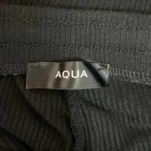 Aqua Black Ribbed Mid Rise Drawstring Cropped Relaxed Lounge Sweat Pants Size S thumbnail 5