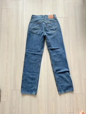 Levi’s Low Pro Women’s Straight Jeans in breath-out medium wash thumbnail 4