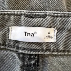 ARITZIA TNA Grey Denim Jeans Wide Leg Size 6 thumbnail 11