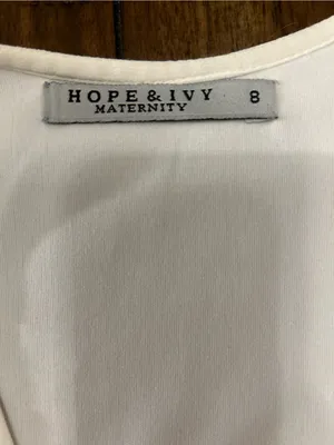 Hope & Ivy Maternity size 8-gorgeous embroidered wrap dress thumbnail 6