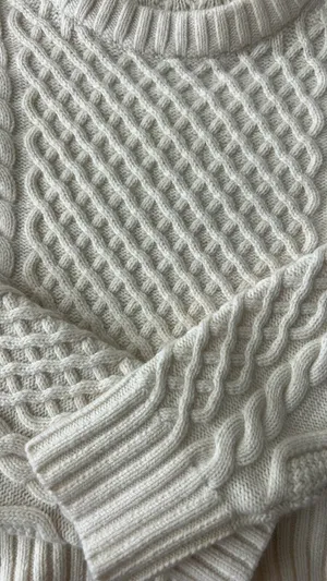Aritzia Sunday Best Sweater thumbnail 4