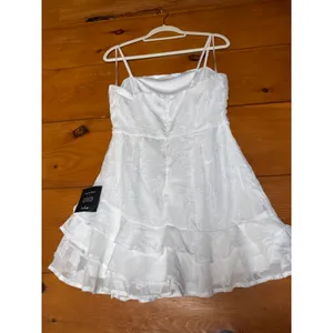 NWT Lulus Days with You White Floral Burnout Ruffled Mini Dress Engagement Sz L thumbnail 6