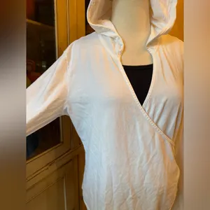 Prospirit Classic White Hooded Top thumbnail 3