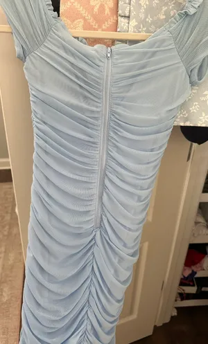 Dress thumbnail 3