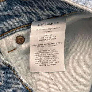Reformation Wilder Sloan Wash High Rise Wide Leg Slit Hem Jeans – Sz 29 thumbnail 6