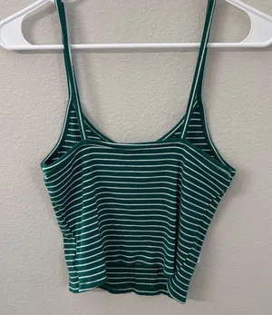 American Eagle Outfitters Green Fitted Crop Camisole thumbnail 3