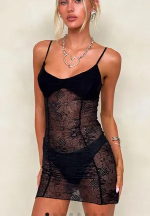 Dress thumbnail 4