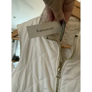 Francesca's Puffer Vest Women's Small Sleeveless Cream Ivory thumbnail 6