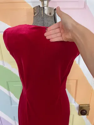 Vintage Giorgio Fiorlini Red Velvet Maxi Dress Silver Waist Detail Sz 5/6 💚🎀 thumbnail 8