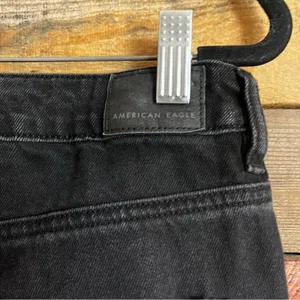 American Eagle Black Distressed‎ Mom Jeans Size 4 thumbnail 10