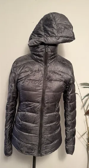 Lululemon Womens Pack It‎ Down Puffer Jacket Size 6 Diamond Dye Melanite Black thumbnail 1