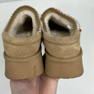 Cushionare Women’s 8.5 Kabuki Genuine Suede Platform Mule Slippers Tazz Beige‎ thumbnail 10