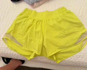 Lululemon Hotty Hot Shorts 4" thumbnail 1