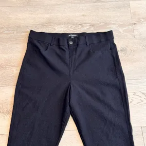 Mario Serrano Italy Black Ribbed Textured Straight‎ Leg Pants Womens Size 6 thumbnail 3