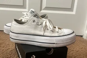 White Platform Converse Low-Top thumbnail 1