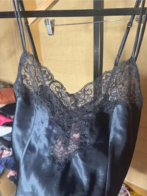 Vintage Victoria’s Secret Black Satin Lace Chemise Slip Nightgown Size Small thumbnail 7
