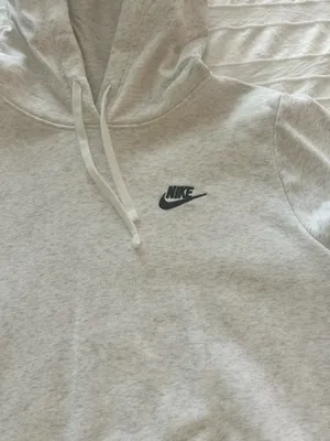 White Nike Hoodie Women’s thumbnail 2