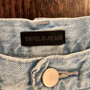 Uniqlo Women's Light Blue Flare Jeans thumbnail 3