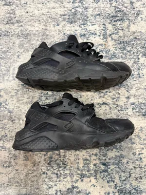 Nike Huarache Shoes thumbnail 2