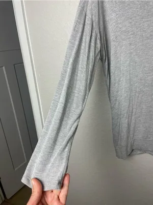 Le Lis Heather Gray V-Neck Open Criss Cross Back Long Sleeve Top Size M thumbnail 3